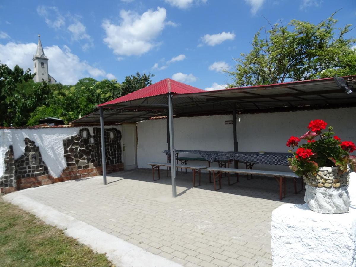 Guesthouse Ilona Velky Kamenec Exterior photo