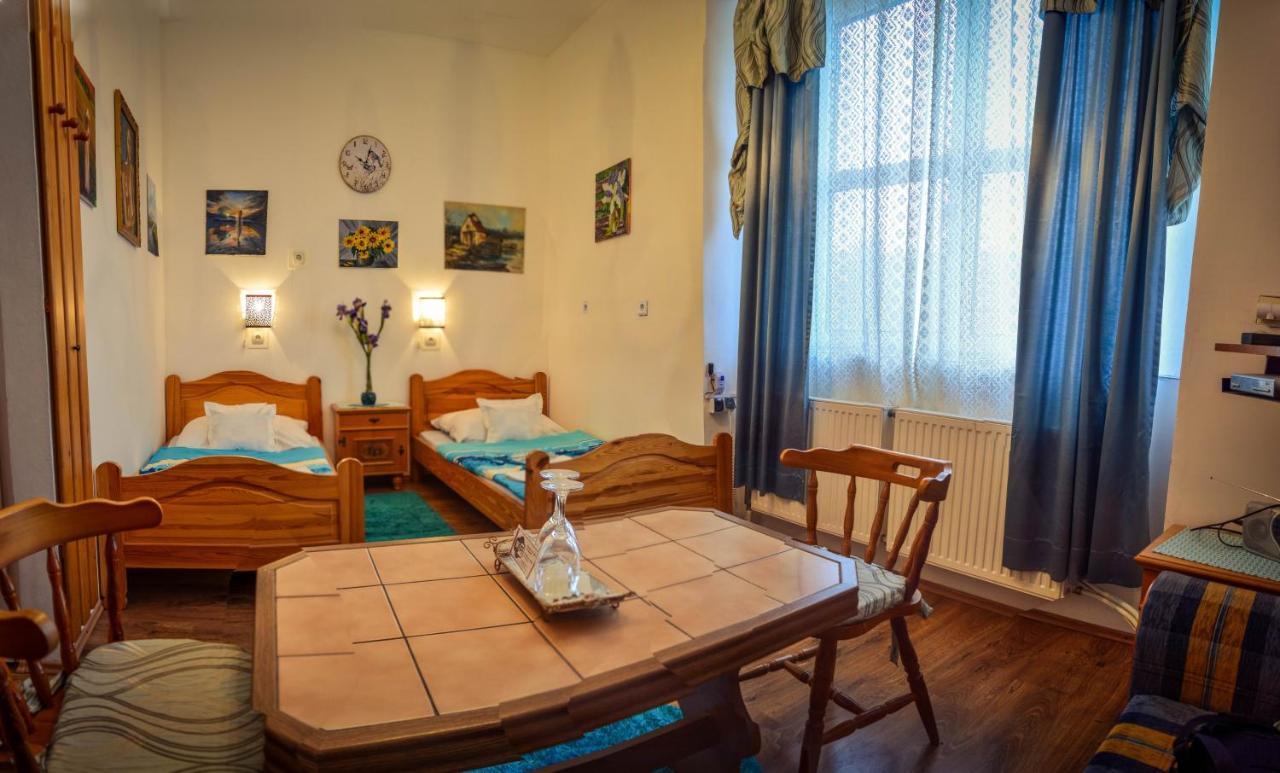 Guesthouse Ilona Velky Kamenec Exterior photo